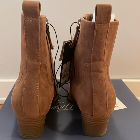 Universal Thread Solita Boots - Picture 7 of 8